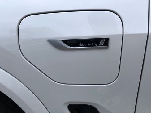 Used 2023 BMW X5 xDrive45e w/ Executive Package image 10