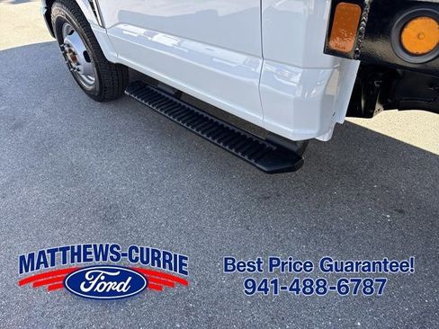 New 2026 Ford F350 XL w/ XL Chrome Package RWD image 12
