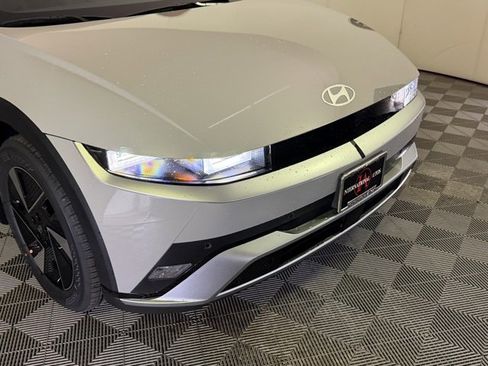 New 2026 Hyundai Ioniq 5 SEL image 14