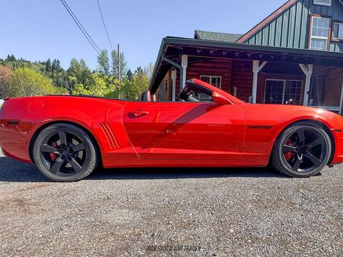Used 2012 Chevrolet Camaro SS w/ RS Package RWD image 9