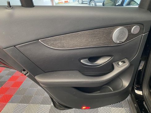 Used 2020 Mercedes-Benz GLC 300 w/ Multimedia Package image 18