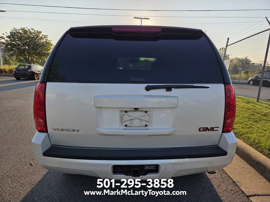 Used 2013 GMC Yukon SLT w/ SLT-2 Equipment Package RWD image 5