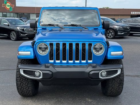 Used 2021 Jeep Wrangler Unlimited Sahara w/ Dual Top Group image 3