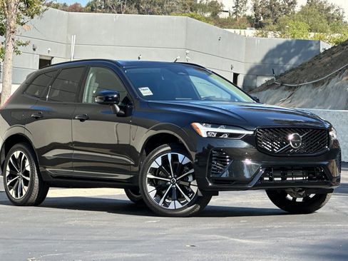 New 2026 Volvo XC60 T8 Plus w/ Climate Package AWD/4WD image 2