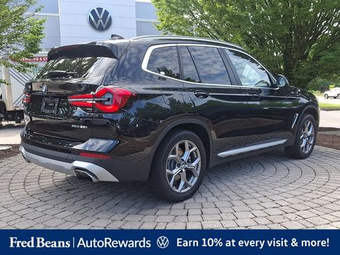 Used 2023 BMW X3 xDrive30i w/ Premium Package w/ZPA AWD/4WD image 7