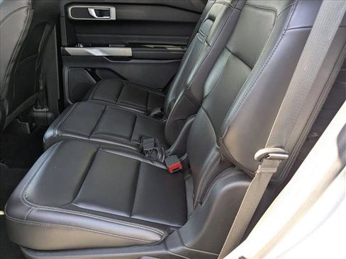 Used 2023 Ford Explorer XLT w/ Equipment Group 202A image 17