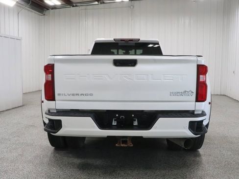 Used 2022 Chevrolet Silverado 3500 High Country AWD/4WD image 5