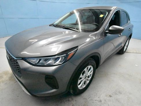 Used 2024 Ford Escape Active image 30