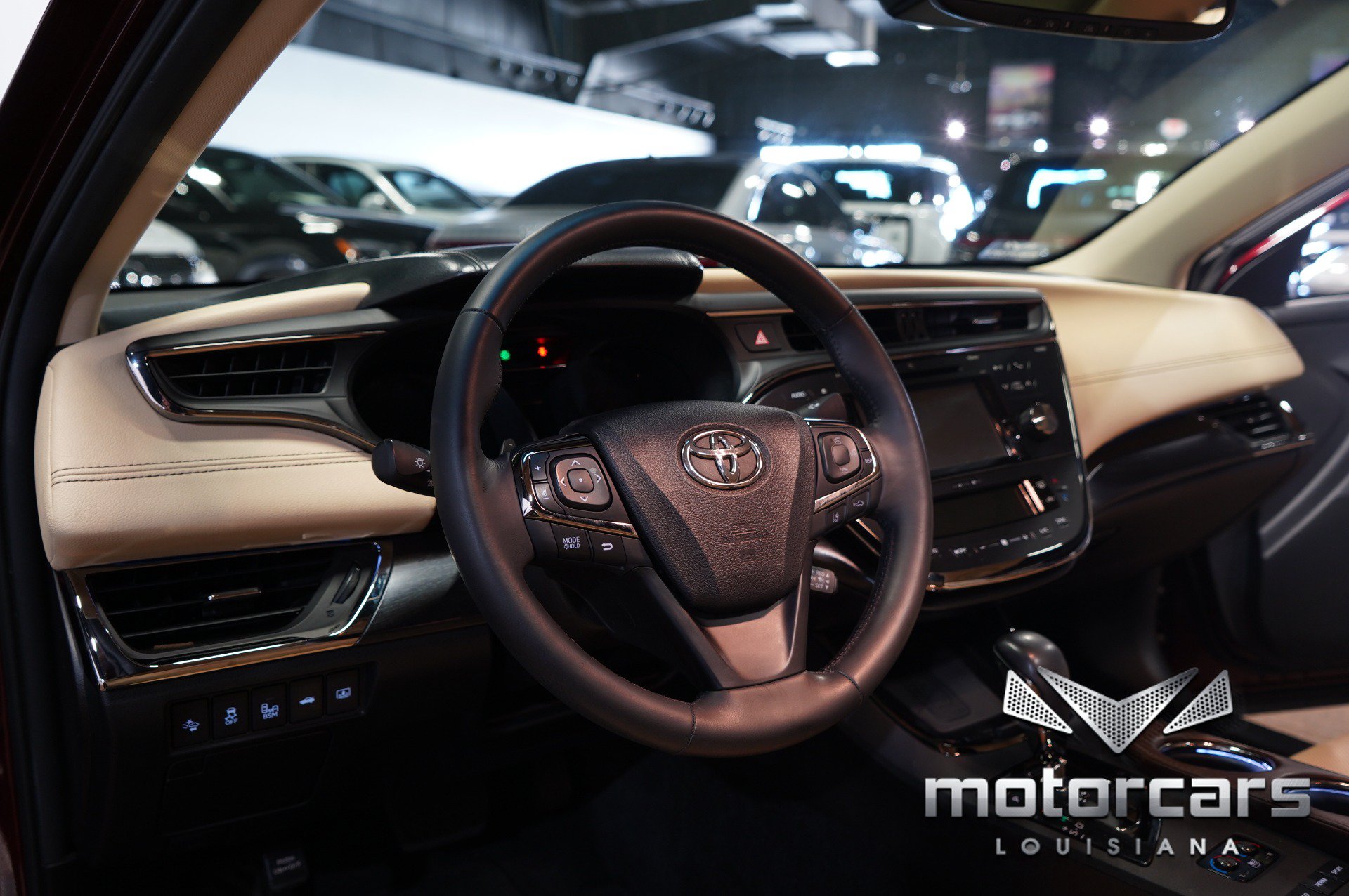 Used 2016 Toyota Avalon Limited w/ Toyota Safety Sense Package FWD image 26