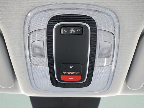Certified 2024 Hyundai Kona SE AWD/4WD image 18