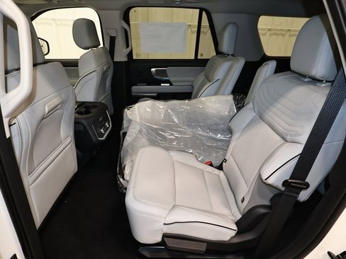 New 2025 Ford Expedition Platinum w/ Platinum Ultimate Package image 13