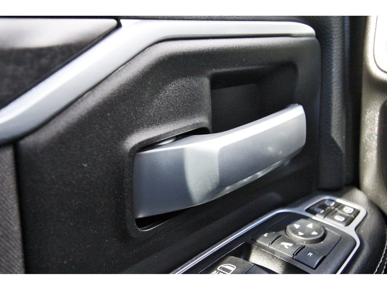 Used 2024 RAM 2500 Big Horn AWD/4WD image 21