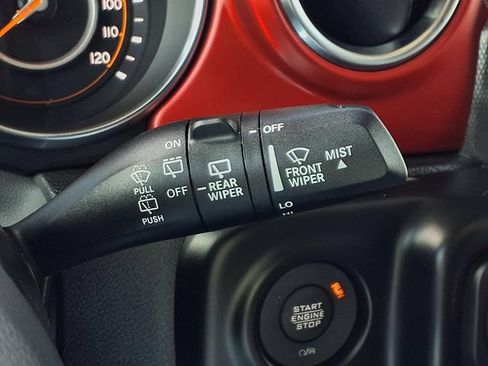 Used 2023 Jeep Wrangler Unlimited Rubicon w/ Cold Weather Group AWD/4WD image 18