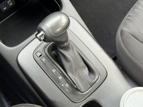 Used 2016 Kia Forte LX image 24