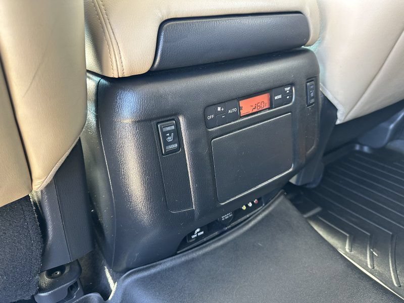 Used 2017 Nissan Armada Platinum w/ Captain Seat Package AWD/4WD image 16