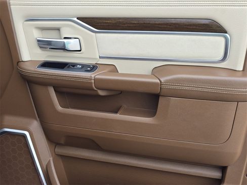 Used 2023 RAM 3500 Laramie image 37