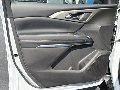 New 2026 Chevrolet Traverse LT w/ LPO, Cargo Package FWD image 10