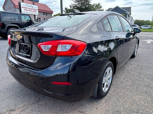 Used 2016 Chevrolet Cruze LS FWD image 5