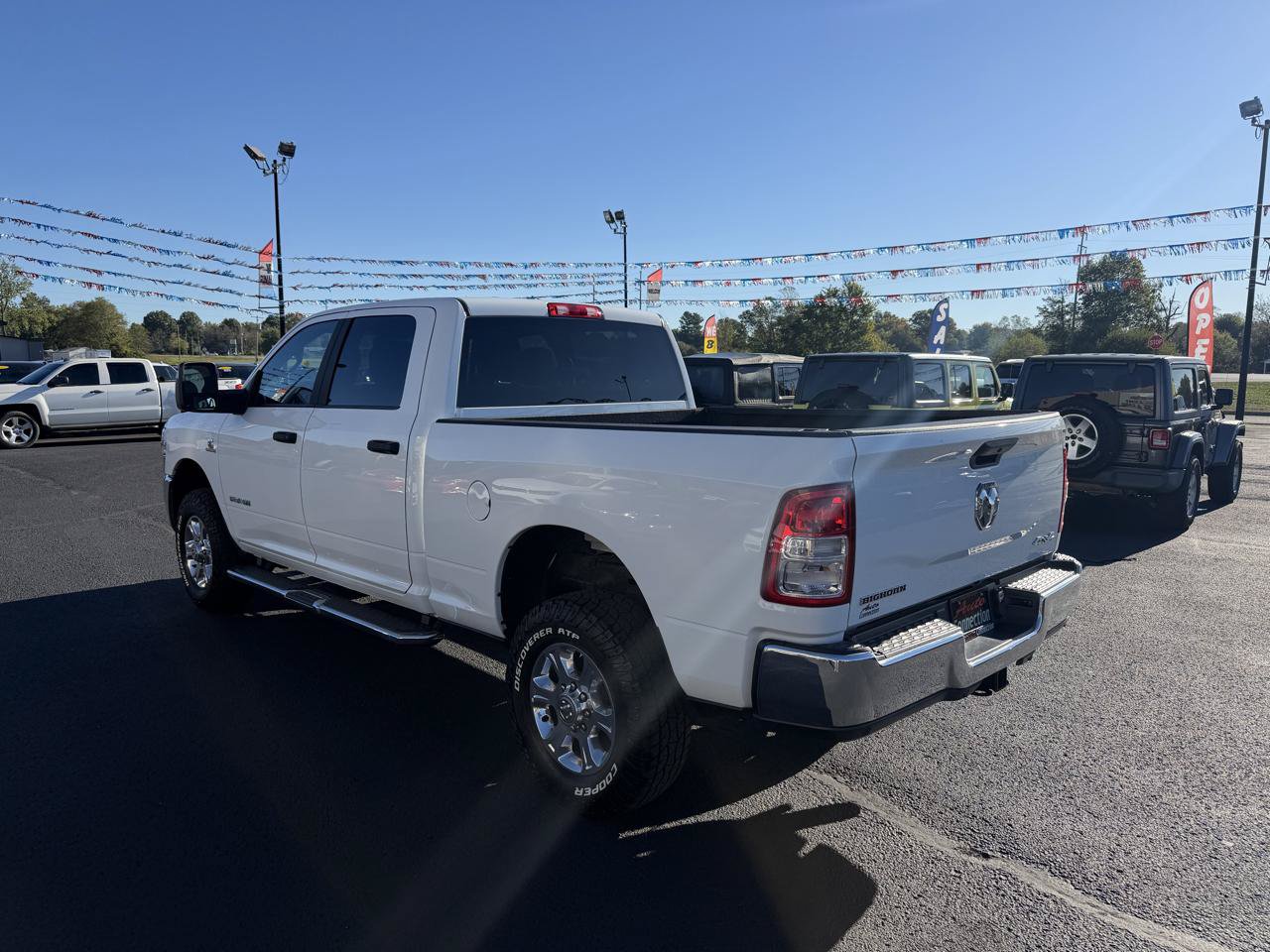 Used 2024 RAM 2500 Big Horn w/ Off Road Package AWD/4WD image 7