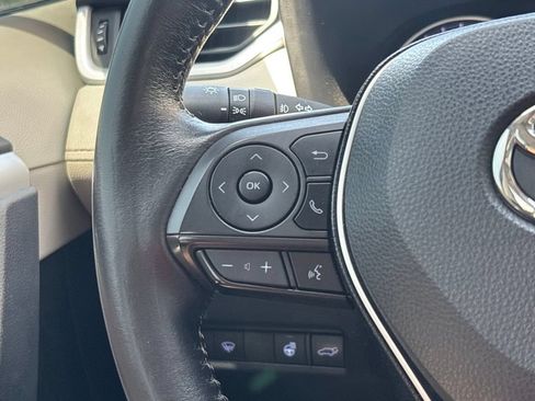 Used 2019 Toyota RAV4 XLE w/ Convenience Package AWD/4WD image 22