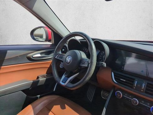 Used 2020 Alfa Romeo Giulia Ti w/ Quick Order Package 22X Lusso image 30