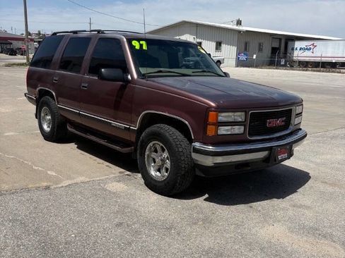 Used 1997 GMC Yukon 4WD 4-Door w/ Marketing Opt Pkg 4 image 1