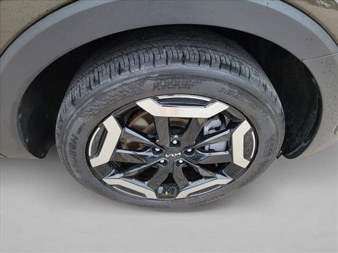 Used 2025 Kia Telluride S FWD image 10