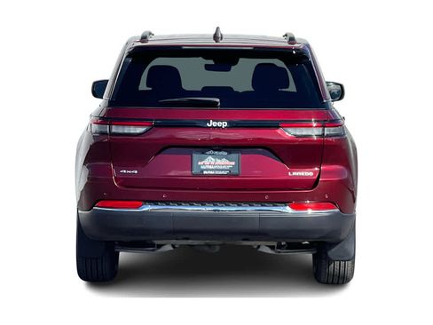 Used 2025 Jeep Grand Cherokee Laredo X w/ Luxury Tech Group I image 6