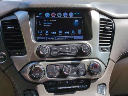 Used 2020 Chevrolet Tahoe LT RWD image 17