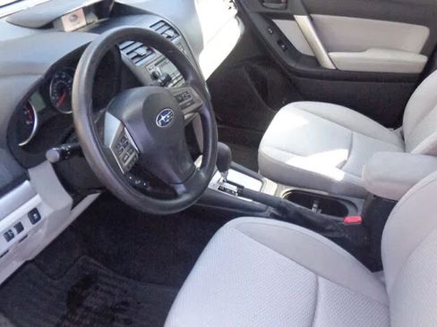 Used 2015 Subaru Forester 2.5i Premium AWD/4WD image 13