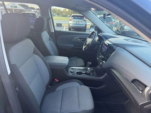 Used 2020 Chevrolet Traverse LT AWD/4WD image 48