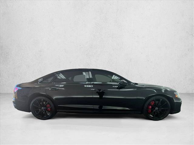Used 2022 Audi S8 AWD/4WD image 4
