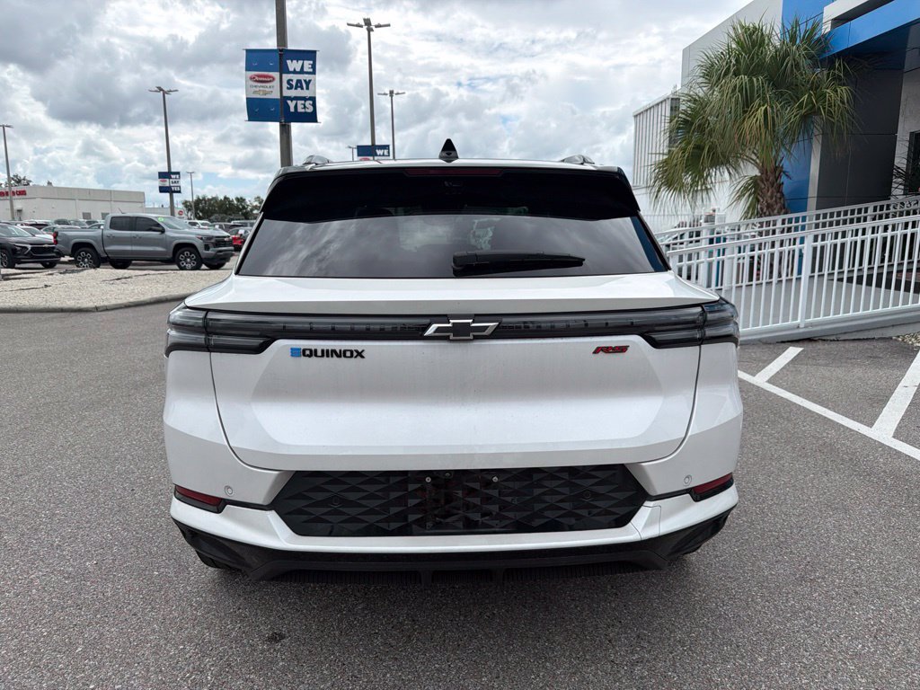 Used 2025 Chevrolet Equinox EV RS w/ Convenience Package II FWD image 9