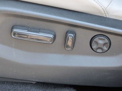 Certified 2019 Honda CR-V EX-L image 16