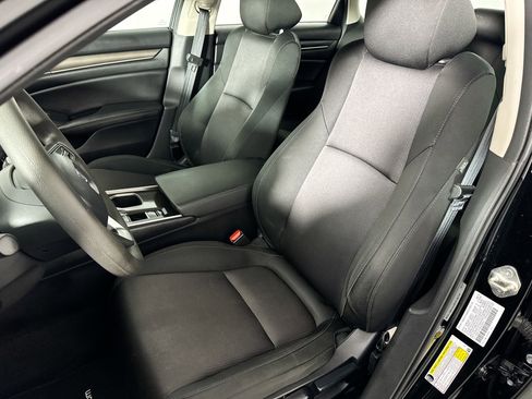 Used 2019 Honda Accord LX image 20