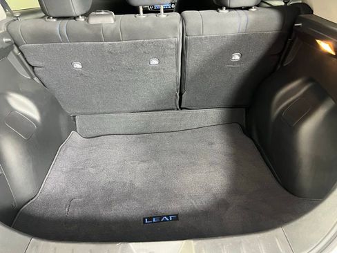 Used 2023 Nissan Leaf S image 29