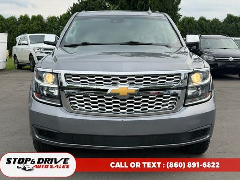 Used 2019 Chevrolet Suburban LT AWD/4WD image 2