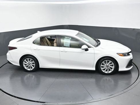 Used 2023 Toyota Camry LE FWD image 41