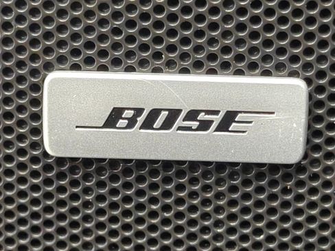 Used 2017 GMC Sierra 2500 Denali w/ Suspension Package, Off-Road AWD/4WD image 11