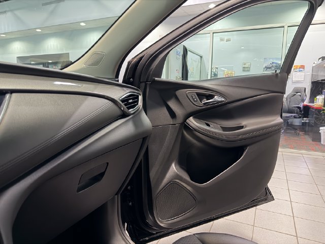 Used 2023 Buick Encore GX Select w/ Sport Touring Package AWD/4WD image 22