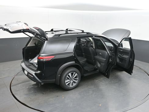 New 2026 Nissan Pathfinder SL FWD image 45