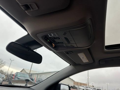 Used 2023 GMC Acadia AT4 w/ Technology Package image 19