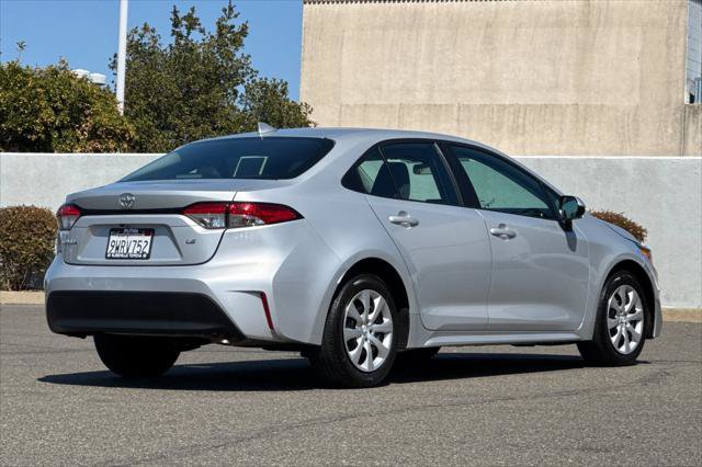 Certified 2024 Toyota Corolla LE FWD image 2