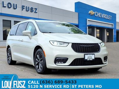 Used 2021 Chrysler Pacifica Touring-L w/ S Appearance Package
