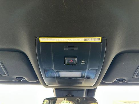Used 2022 Lexus UX 200 w/ Accessory Package (Z1) FWD image 27