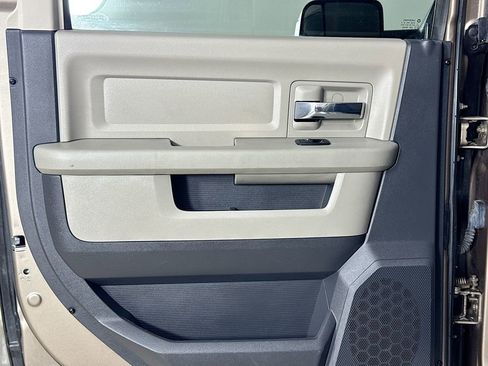 Used 2010 Dodge Ram 2500 Truck SLT w/ Big Horn Regional Pkg image 19