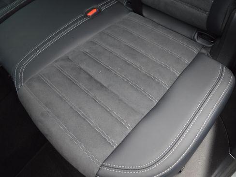 Used 2024 Mitsubishi Outlander SE FWD image 33