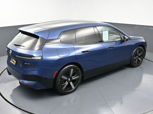 Used 2022 BMW iX xDrive50 w/ Sport Package image 46