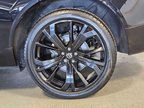 Used 2024 Volvo XC60 B5 Ultimate w/ Protection Package Premier AWD/4WD image 8