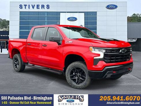Used 2024 Chevrolet Silverado 1500 LT Trail Boss w/ Convenience Package II AWD/4WD image 1